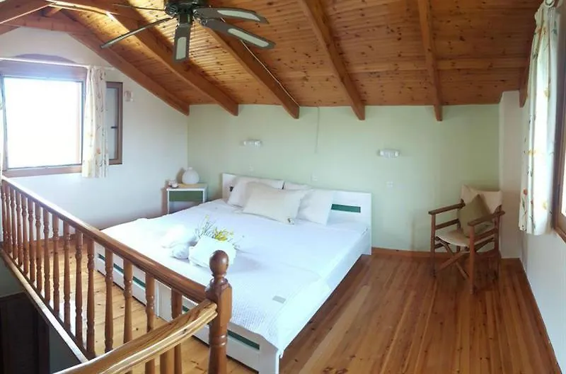 Hotell Epi Apartments Lourdata